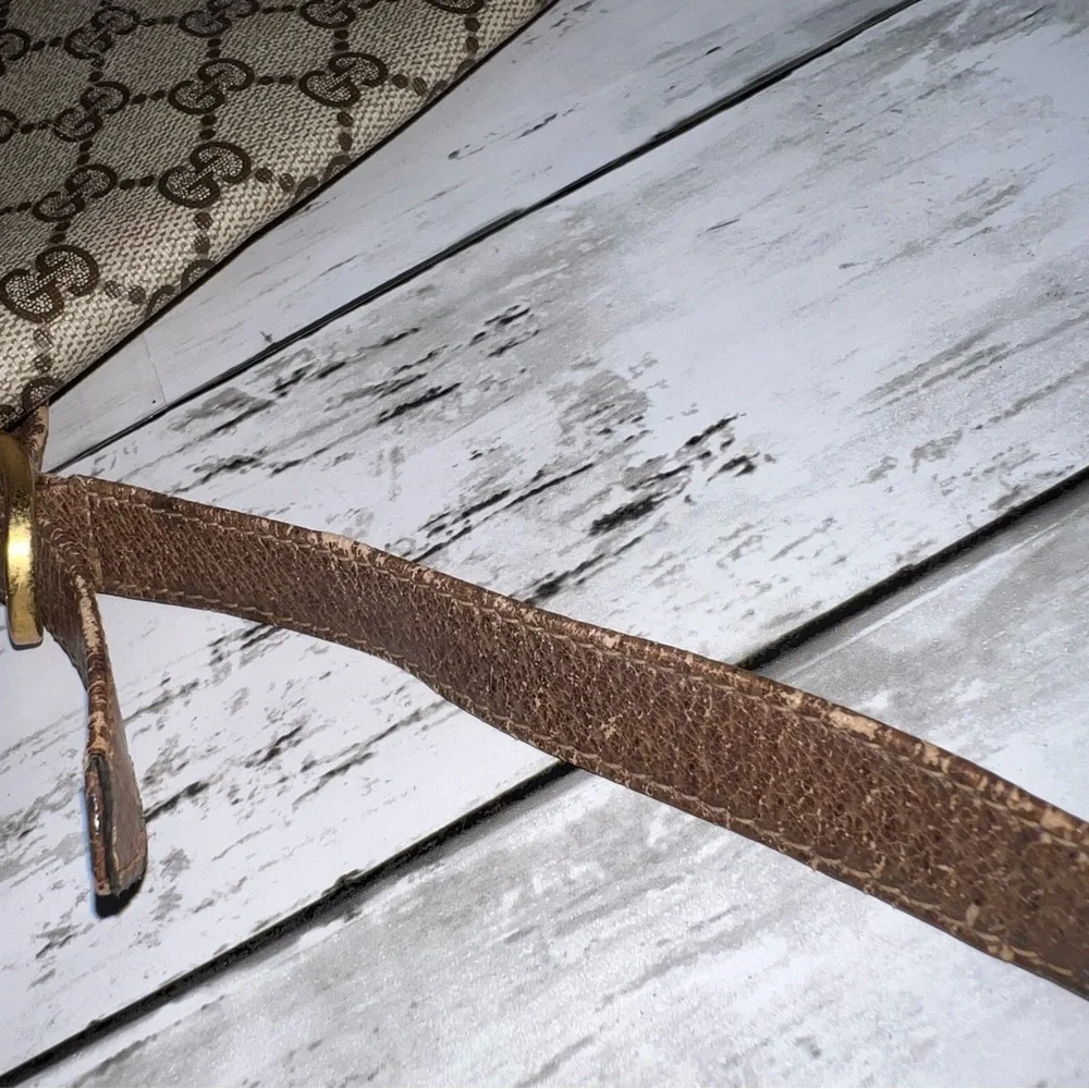 Gucci Vintage GG Monogram Canvas Crossbody Clutch Bag Brown Leather Trim - Picture 15 of 16
